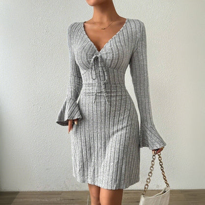 Women's Simple And Elegant Gray Dress With Flared Sleeves And Slim-fit Short Skirt