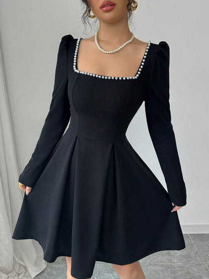 French-style Spring Women's Dress With A Square Neckline Design