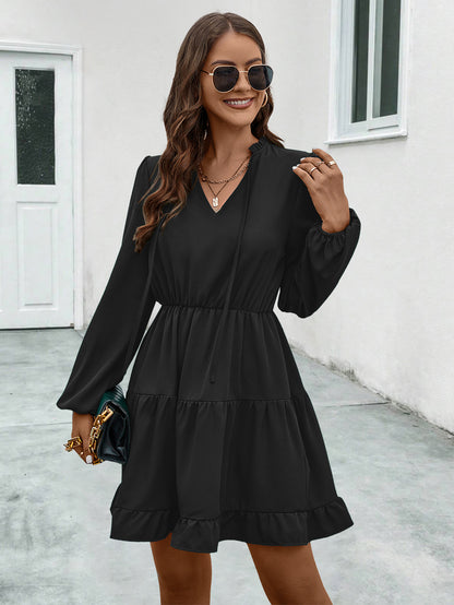 2025 FallWinter New Women's V-neck Lace-up Long-sleeve Dress