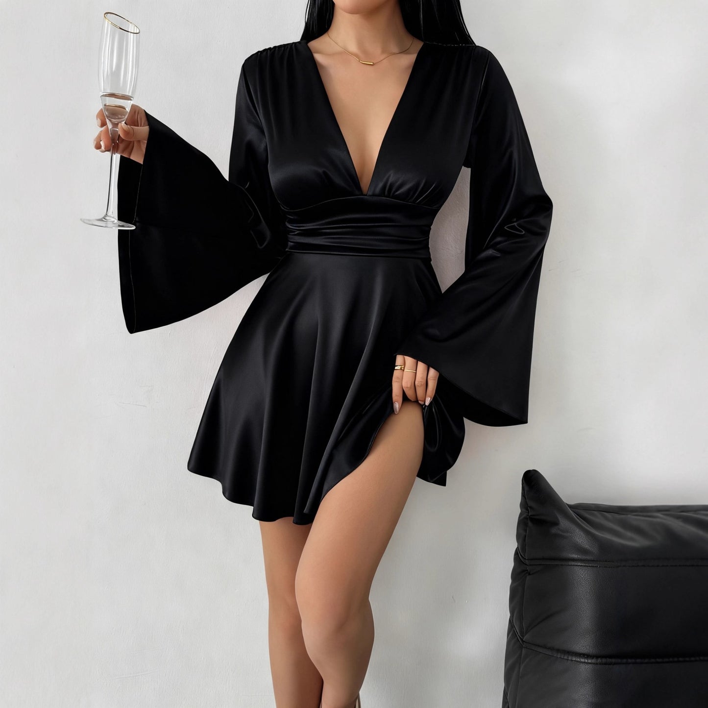 Women's Solid-Color V-Neck High-End Long-Sleeve Dress
