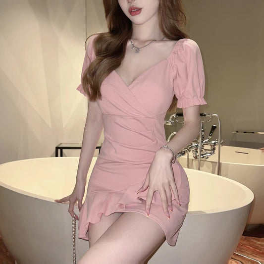 Fitted Waist-cinching Figure-flattering Plus-size Hip-hugging Dress