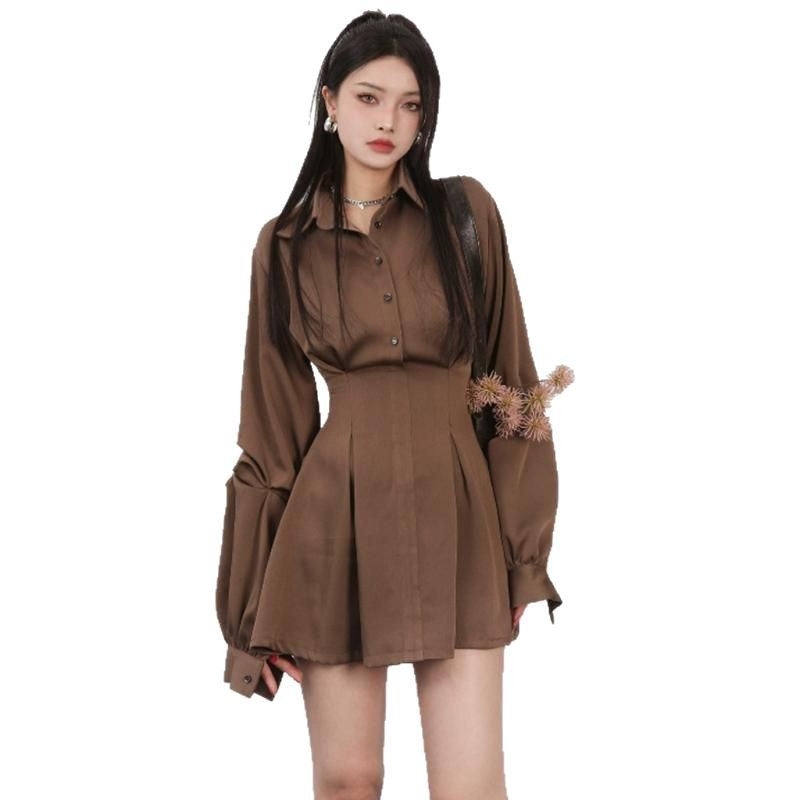 French-style Black Long-sleeved Waist-cinching Figure-flattering Dress